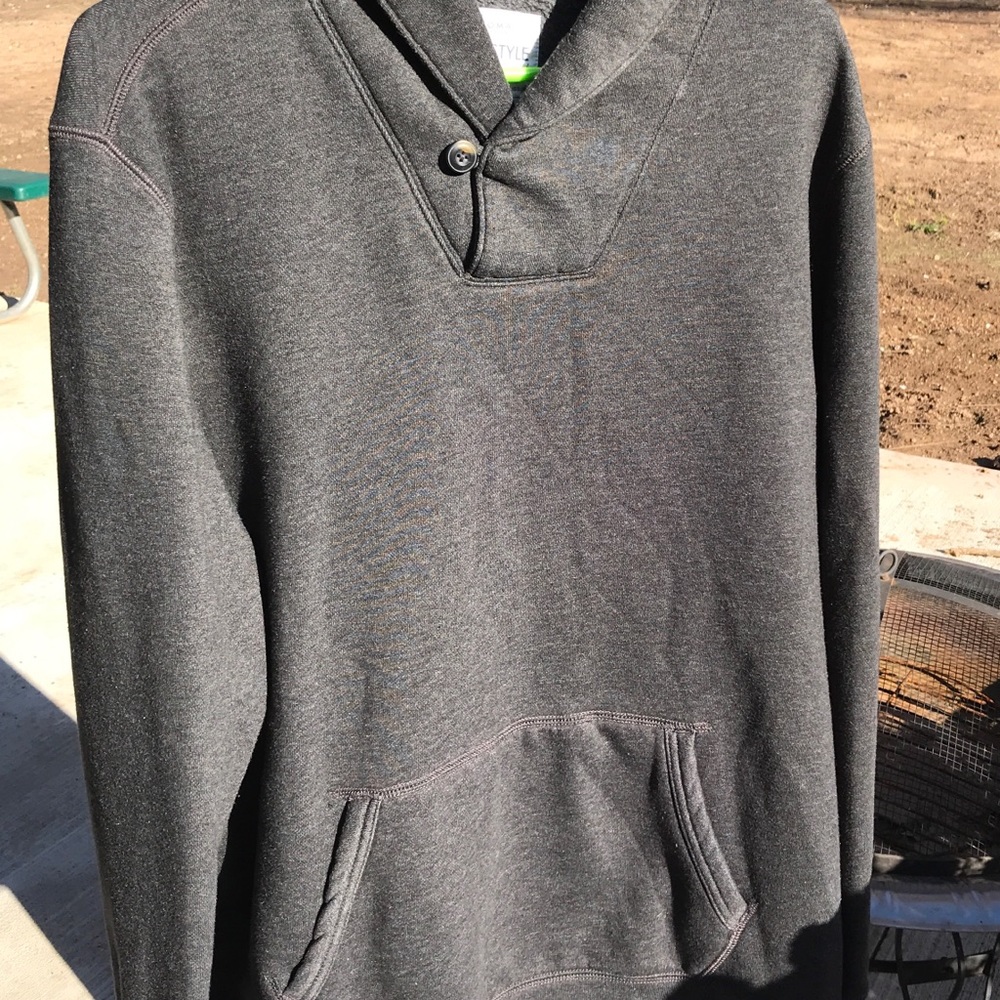 Sonoma sporting goods sweatshirt size extra large